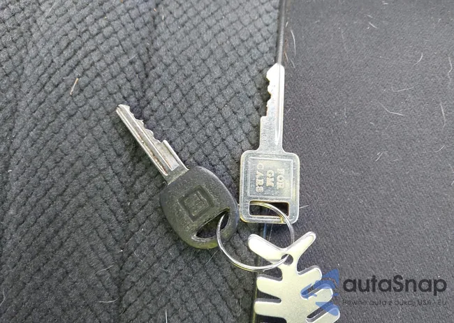 1GCCS14Z2P8105396: 44131838