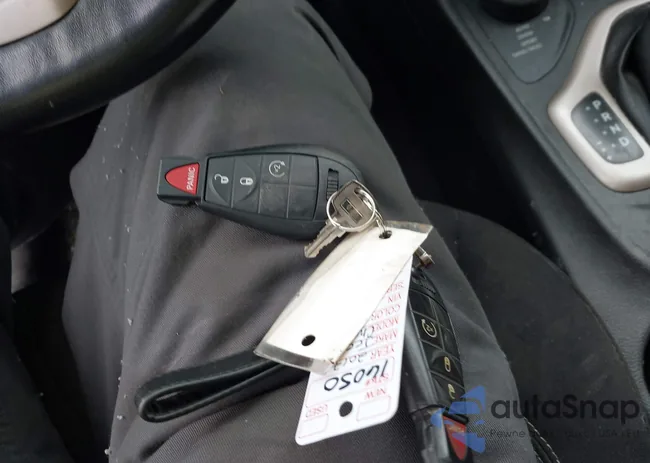 1C4PJMCS0HW567897: 44131909