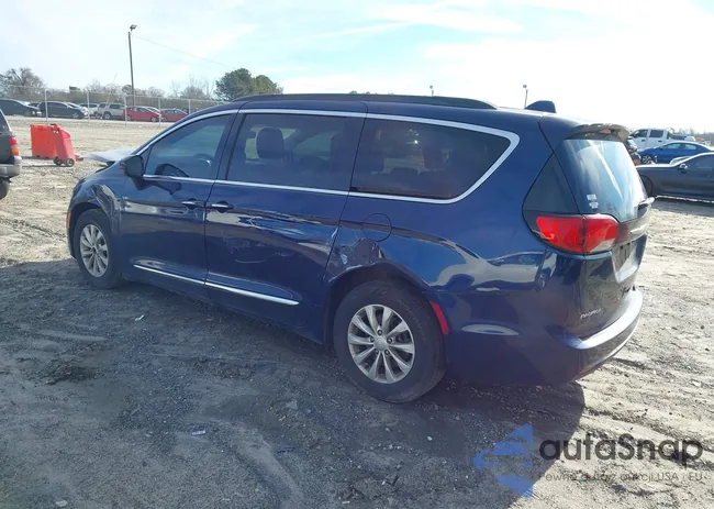 2C4RC1BG0HR588093: 44131917