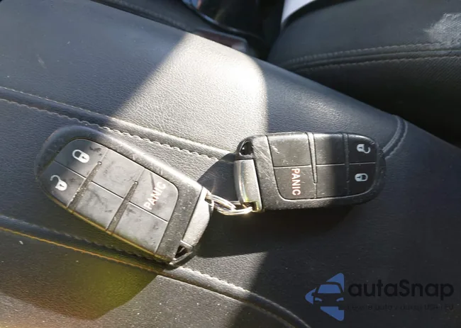 3C4PDDBG0FT549004: 44131925