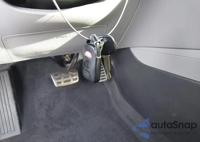 KMHD84LF5LU072080: 44131937