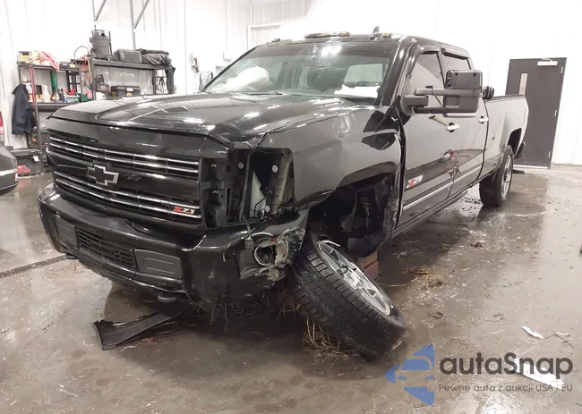 1GC1KWE85FF598057: 44131947