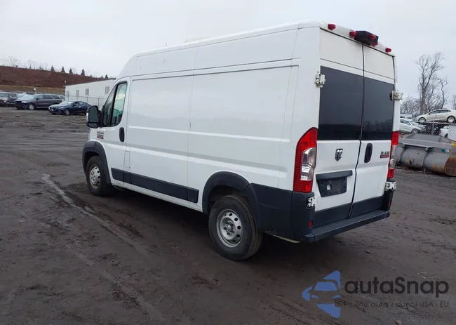 3C6TRVBG6KE526256: 44131990