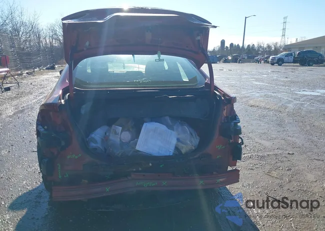 3FA6P0LU8KR207734: 44132004