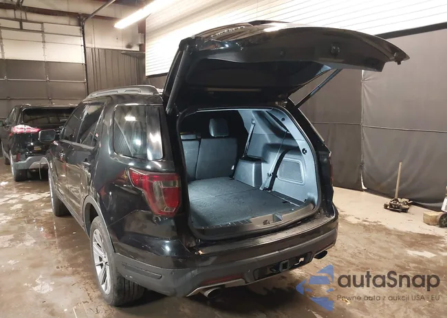 1FM5K8F81KGA16287: 44132050