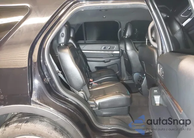 1FM5K8F81KGA16287: 44132050