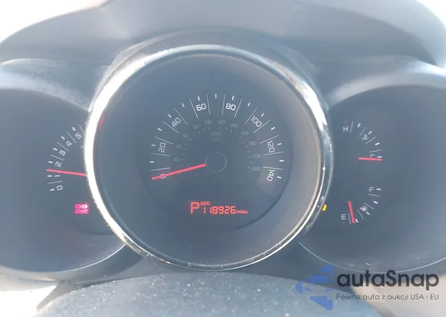 KNDJT2A29B7716042: 44132055