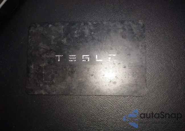 5YJYGDEE4MF153496: 44131205