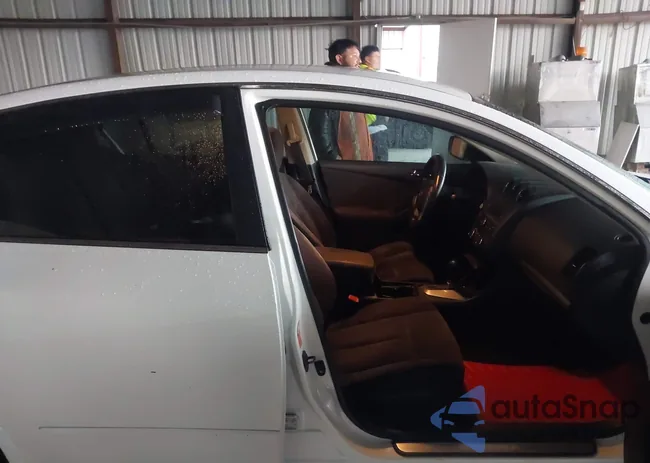 1N4AL21EX9N493712: 44131278