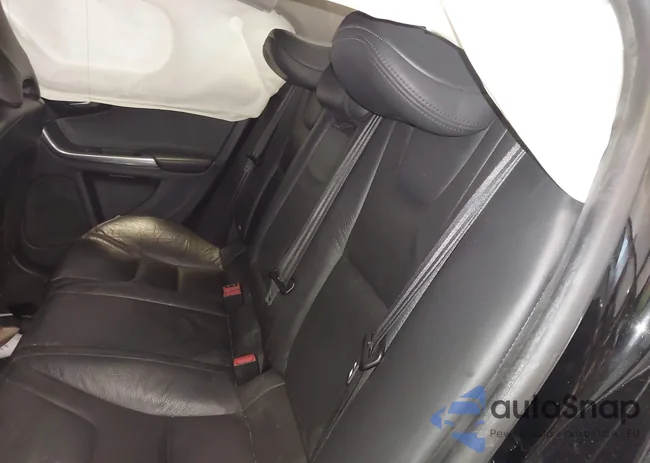 YV1622FS5C2093366: 44131322