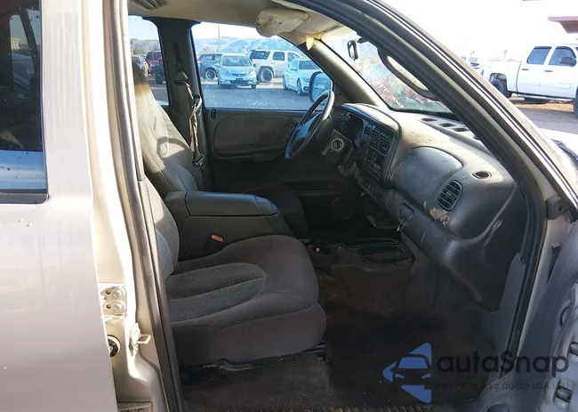 1B4HR28Y4YF128441: 44131326