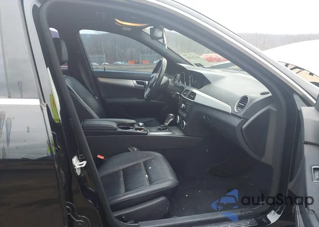 WDDGF8AB8EG238355: 44131387