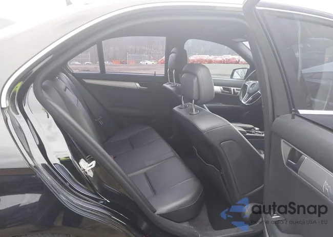 WDDGF8AB8EG238355: 44131387