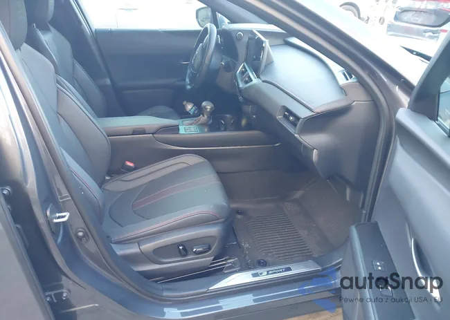 JTHR6JBH5R2189887: 44131391