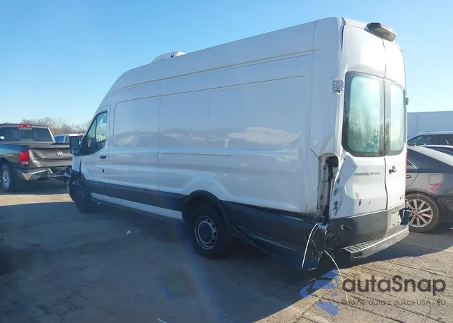 1FTYR3XM1JKB03601: 44132513