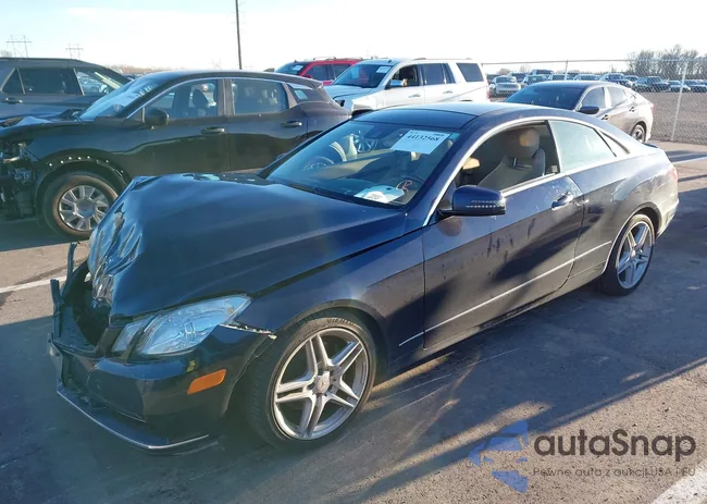 WDDKJ8JB3DF213571: 44132568