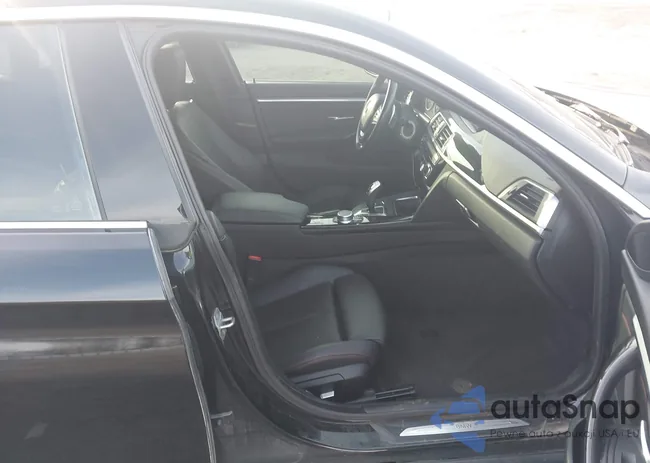 WBA4J1C57KBM17048: 44132622