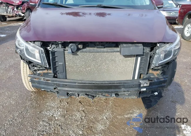 KNDMB5C10G6128534: 44132679