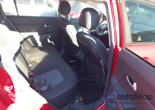 KNDPBCAC9E7628690: 44132780