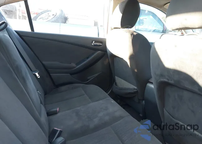 1N4AL2AP6AN529725: 44132798