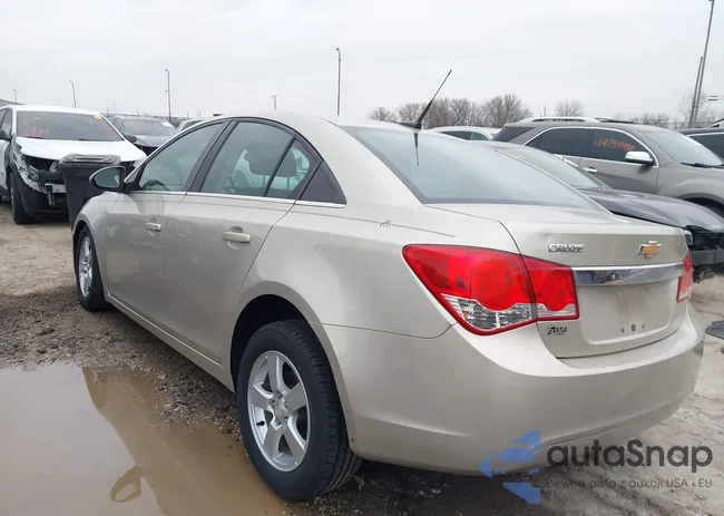 1G1PC5SB1E7487928: 44132827