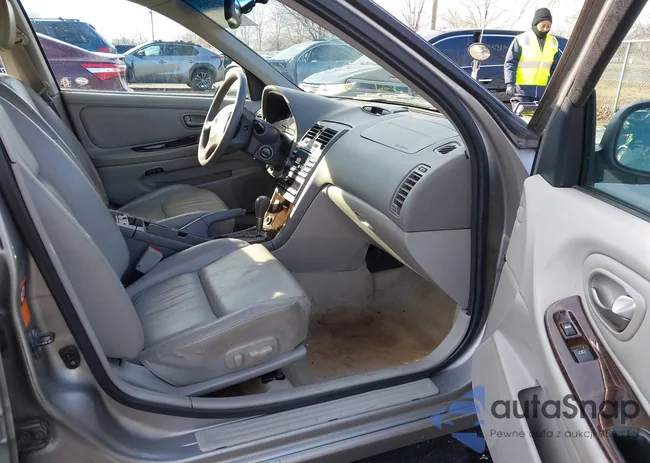 JN1DA31A53T413058: 44132835