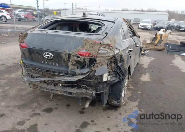 KMHC85LC8KU116286: 44132842