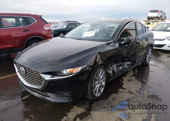 3MZBPABL4NM306766: 44132881