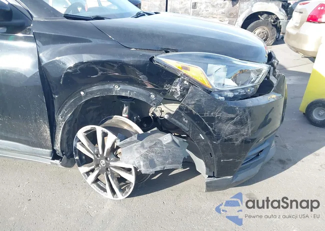 3N1CP5CU5KL552686: 44132894