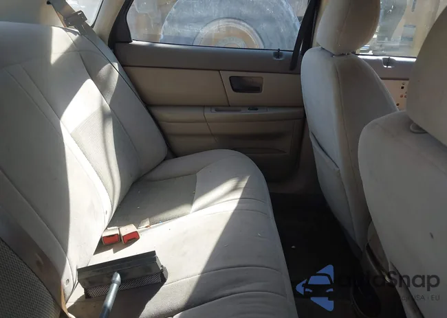 1FAFP53UX4A108892: 44132895