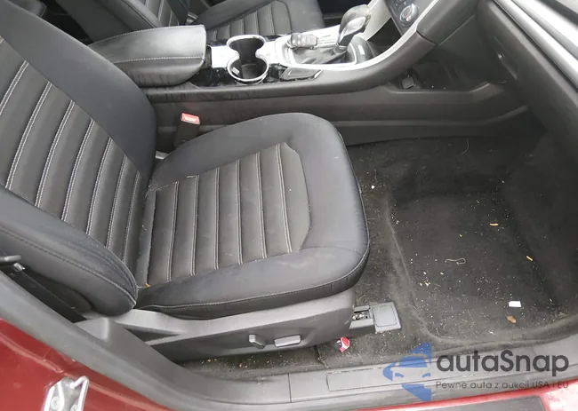 3FA6P0HD7FR243736: 44132945