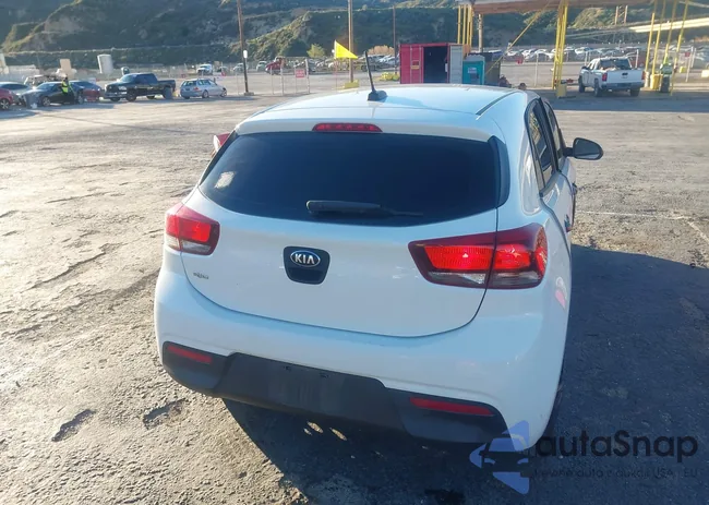 3KPA25AB7JE093779: 44132956