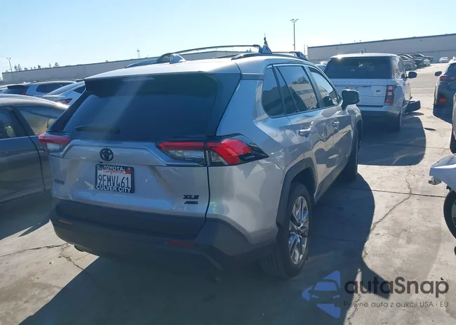 2T3A1RFV3PC340744: 44132996