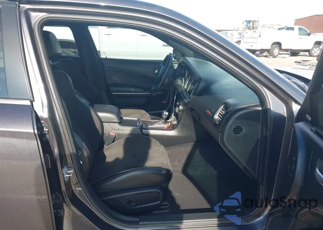 2C3CDXGJ0MH582552: 44132997