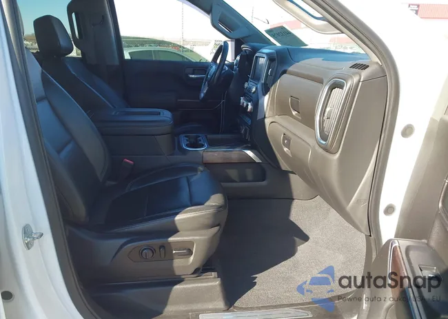 3GTU9DED0LG352795: 44132075