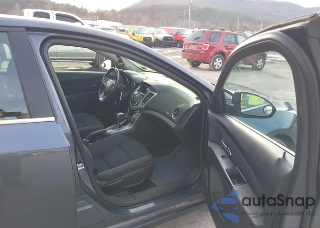 1G1PC5SB6E7237665: 44132083