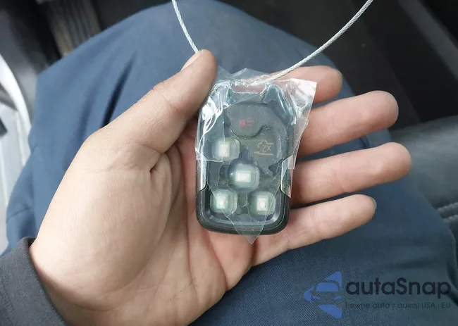 1GKS1JKJ2FR573945: 44132091