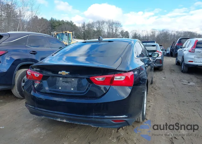 1G1ZB5ST7HF140795: 44132176