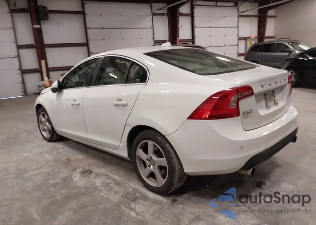 YV1612FS7D2200213: 44132198