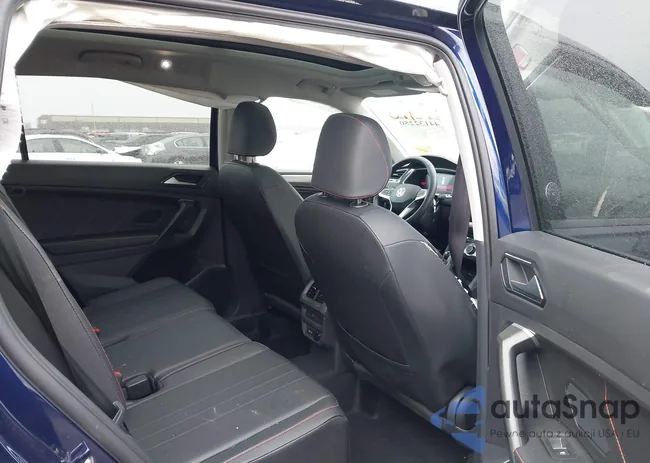 3VVAB7AX6RM224503: 44132250