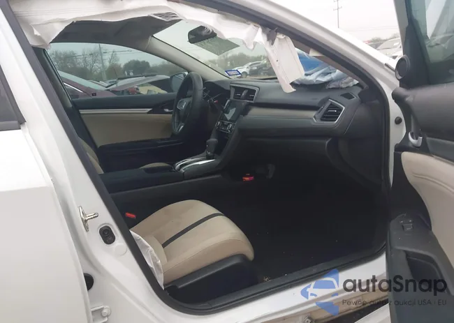 19XFC1F34GE043007: 44132311