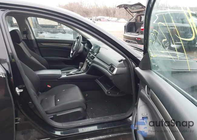 1HGCV1F19JA141974: 44132324