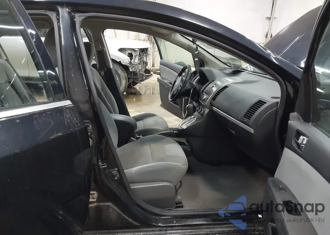 3N1AB6AP1BL644077: 44132369