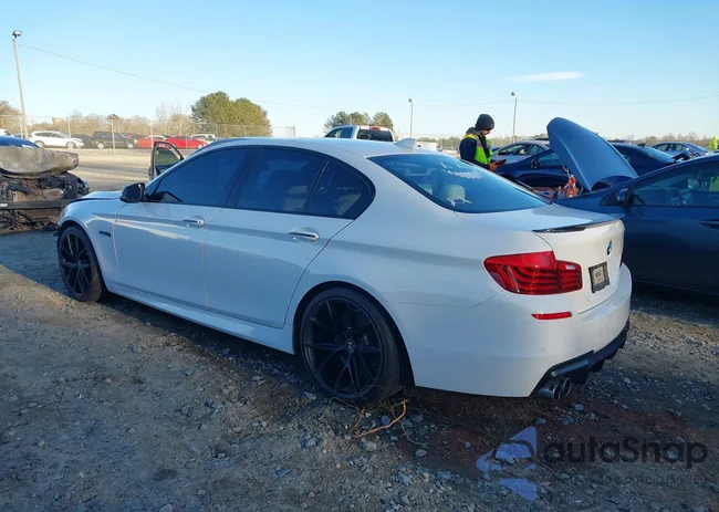 WBA5B1C52FG127150: 44132373