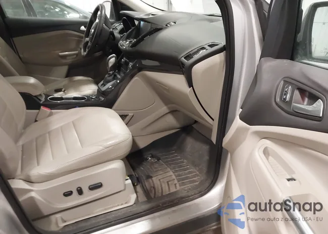 1FMCU9J98FUB40250: 44132411