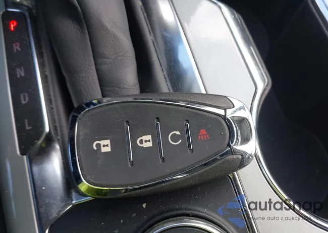 3GNKBHR4XPS184185: 44132435