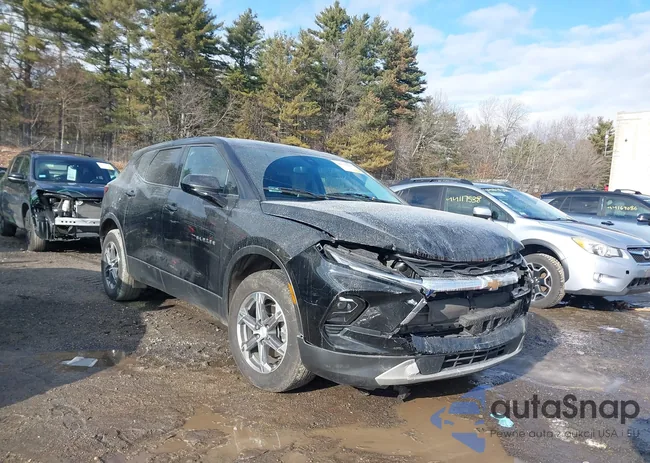 3GNKBHR4XPS184185: 44132435