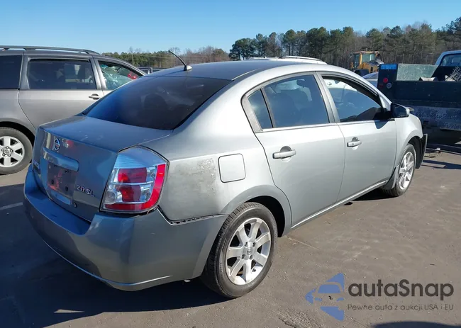 3N1AB61E37L636438: 44133519