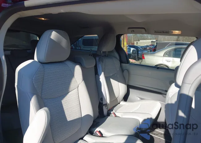 5TDKRKEC7PS142351: 44133567