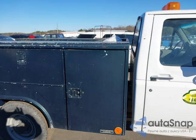 1FDHF25H1VEC97555: 44133569